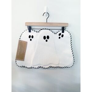 Halloween Cupcakes & Cashmere White Ghost Placemats 4pc 100% Cotton NEW